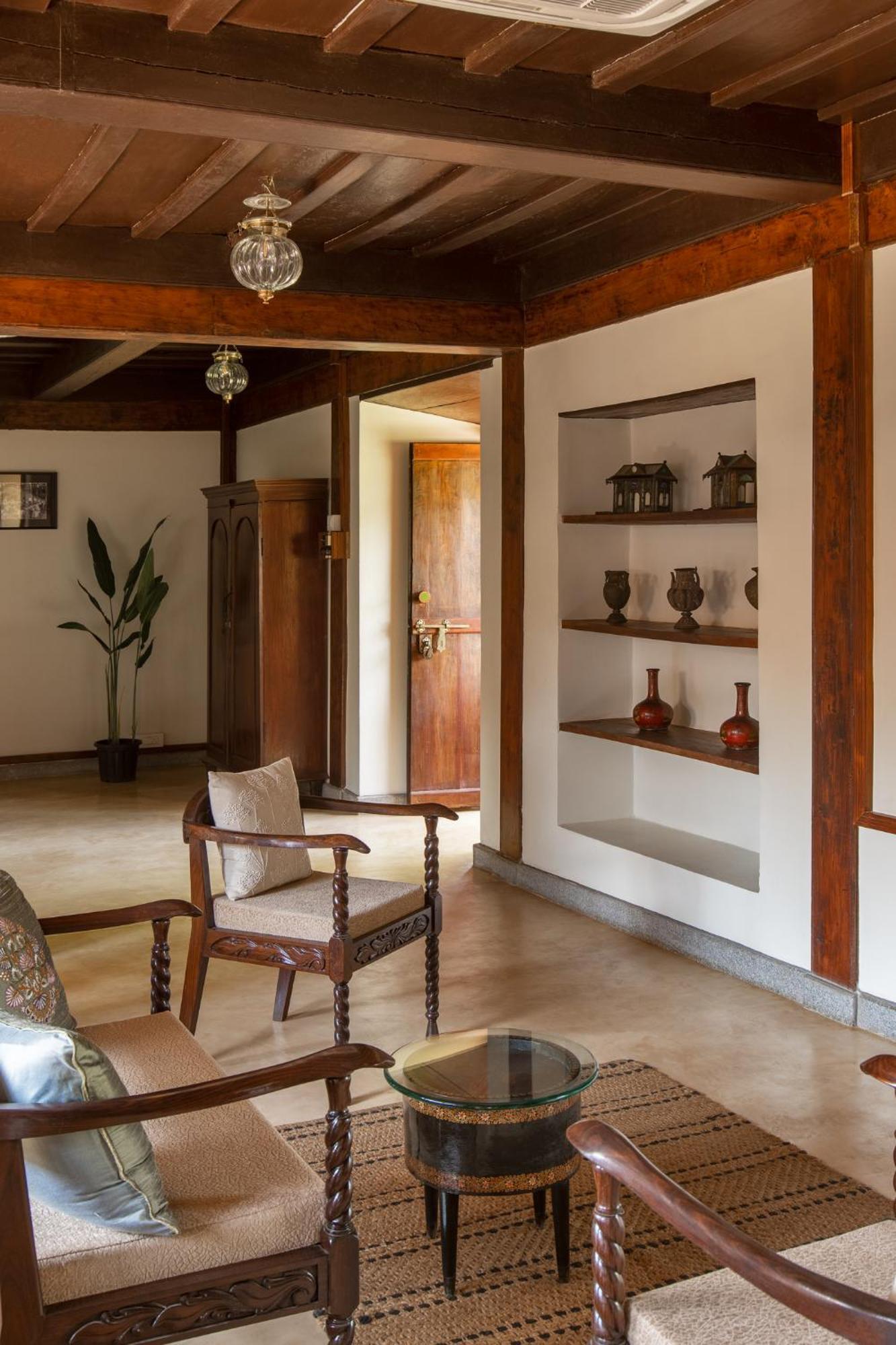 Sawantwadi Palace Boutique Art Hotel Exterior photo