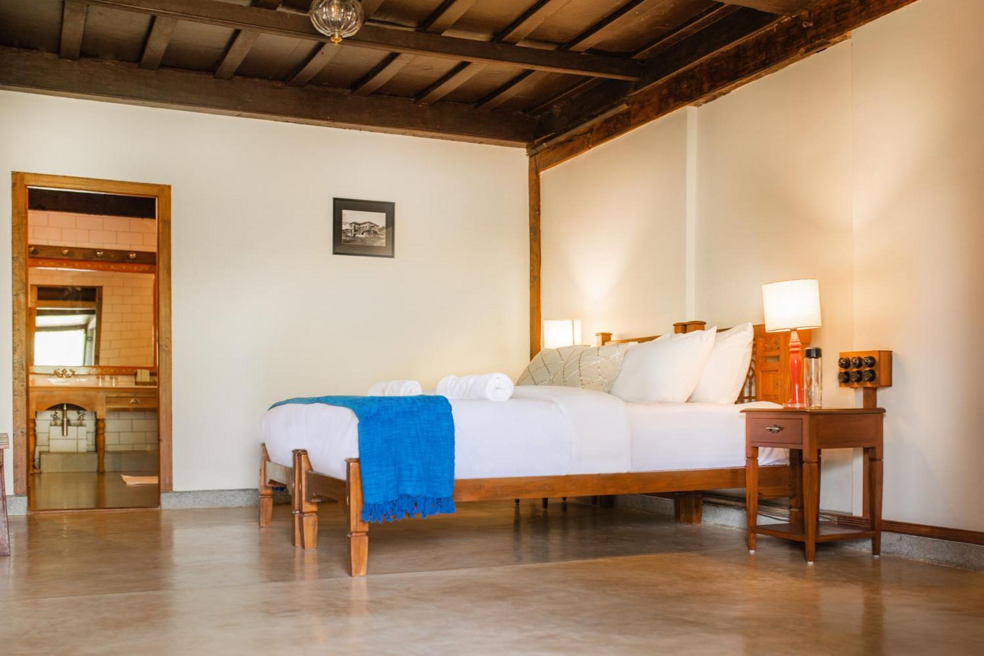 Sawantwadi Palace Boutique Art Hotel Exterior photo